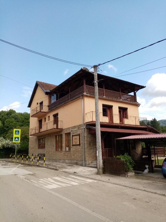 Guesthouse Smiljanic Slavkovica Exteriér fotografie