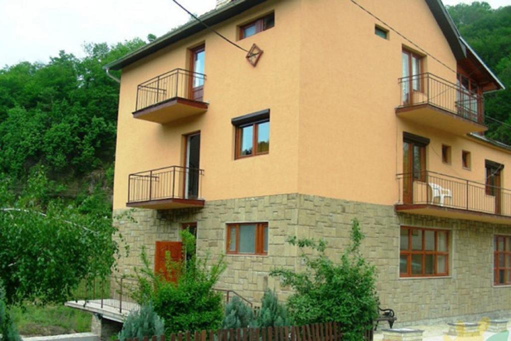 Guesthouse Smiljanic Slavkovica Exteriér fotografie